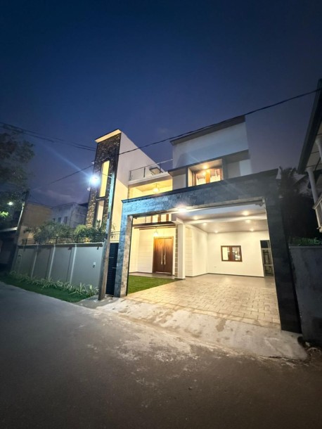 Lake view Three stories Luxurious house For Sale-1