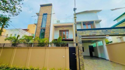 Lake view Three stories Luxurious house For Sale-3