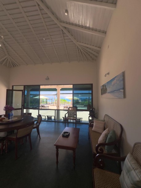 Exclusive Beachfront Villa in Hikkaduwa  | Price: 110 Million ( Negotiable )-3