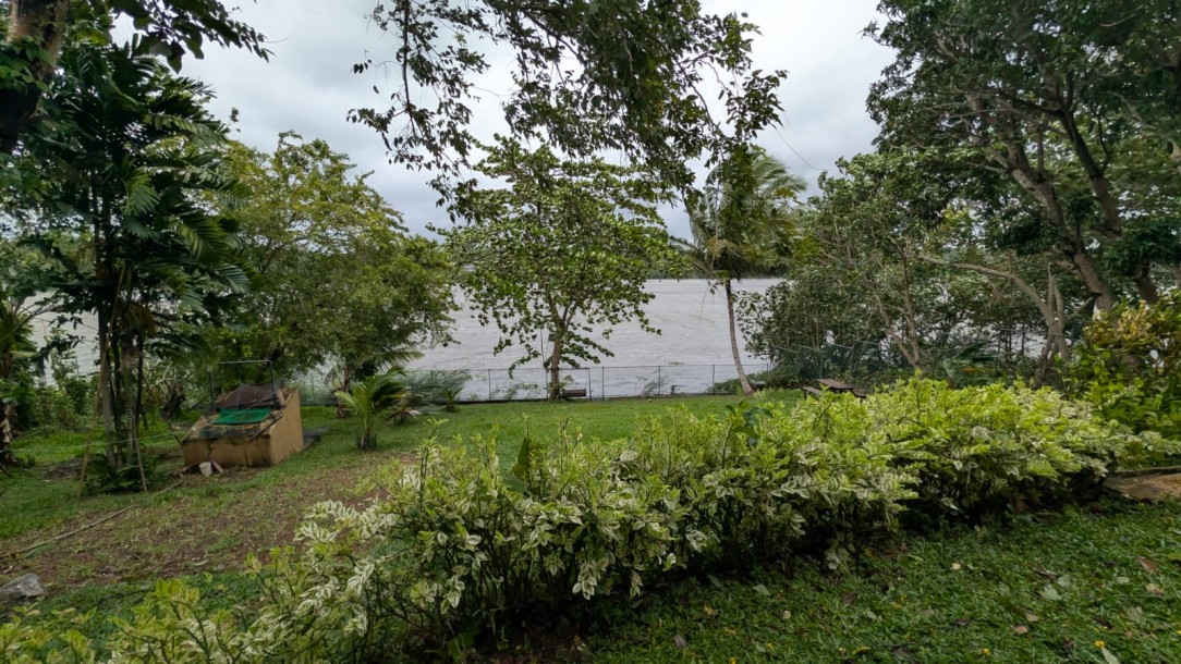 Bologoda Waterfront Vila for Sale-5