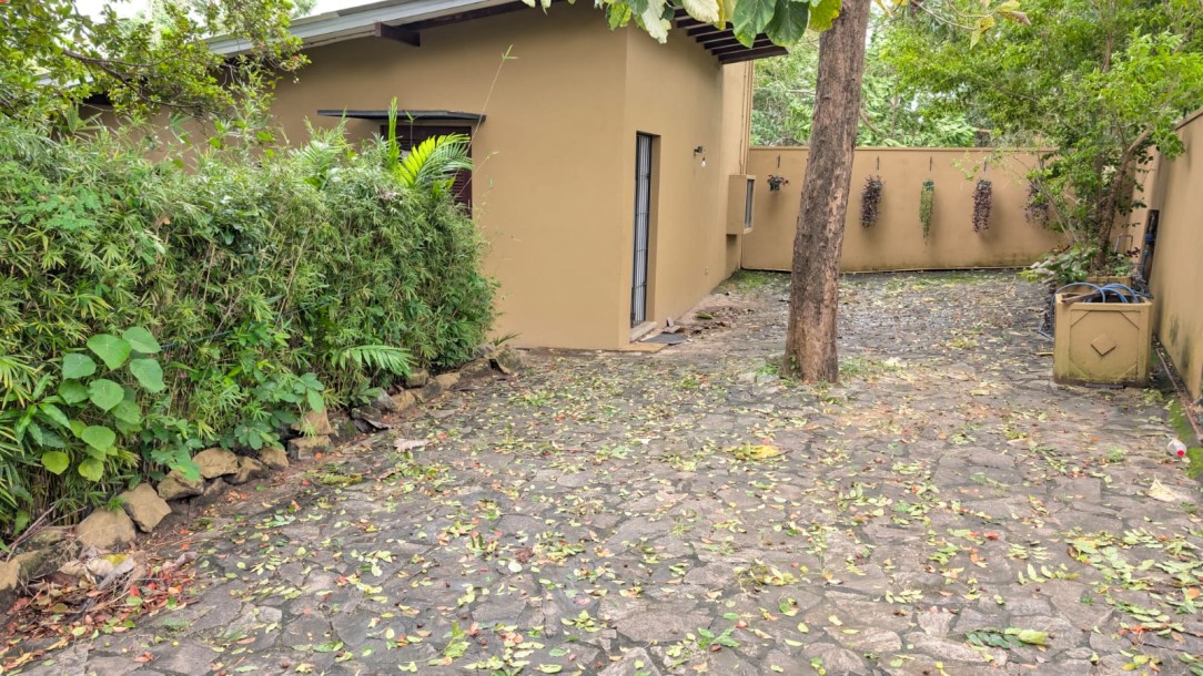 Bologoda Waterfront Vila for Sale-4