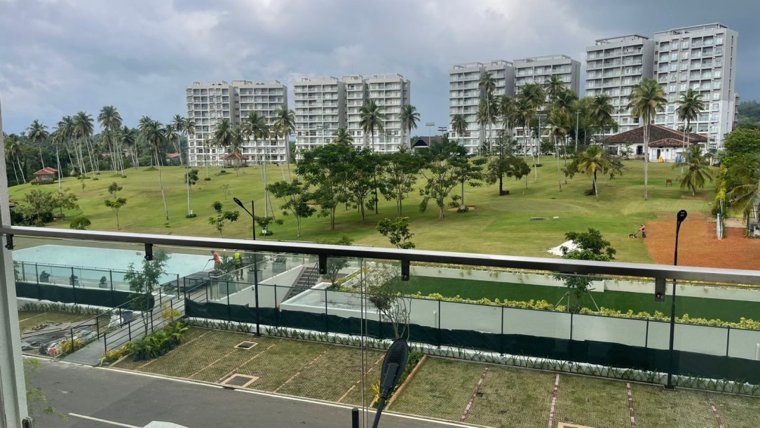 Canterbury Golf Apartments (Lexus Apartments)-1