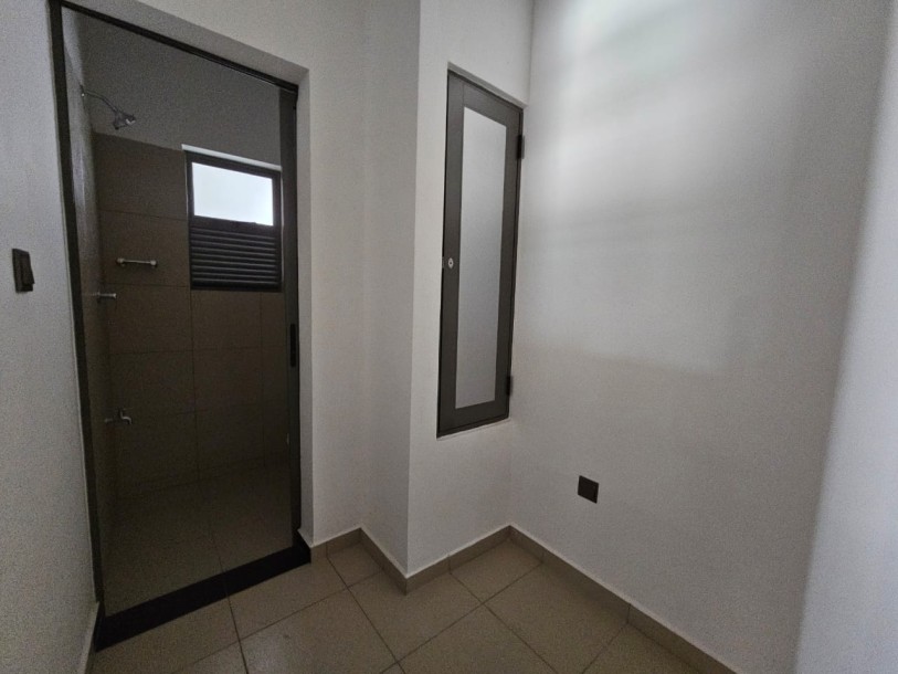 Canterbury Golf Apartments (Lexus Apartments)-13