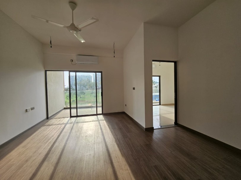 Canterbury Golf Apartments (Lexus Apartments)-12