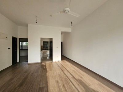 Canterbury Golf Apartments (Lexus Apartments)-11