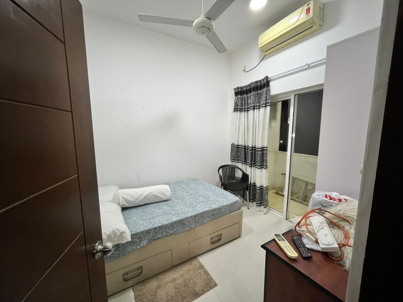 3 Bedroom Apartment for Rent in RU Residence Ethul Kotte | Price: 300,000 LKR-4