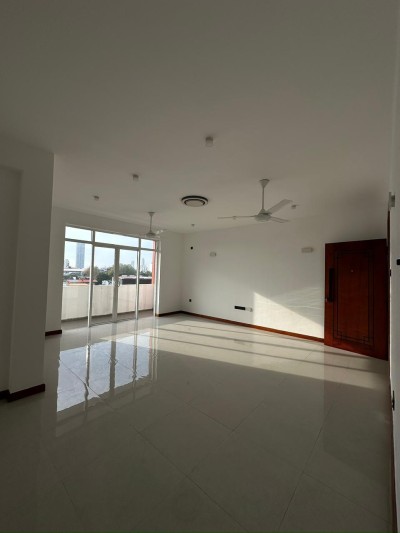 3 Bedroom Apartment for Sale in Regal Court, Colombo 05 | Price: 64,400,000 LKR (Negotiable)-3