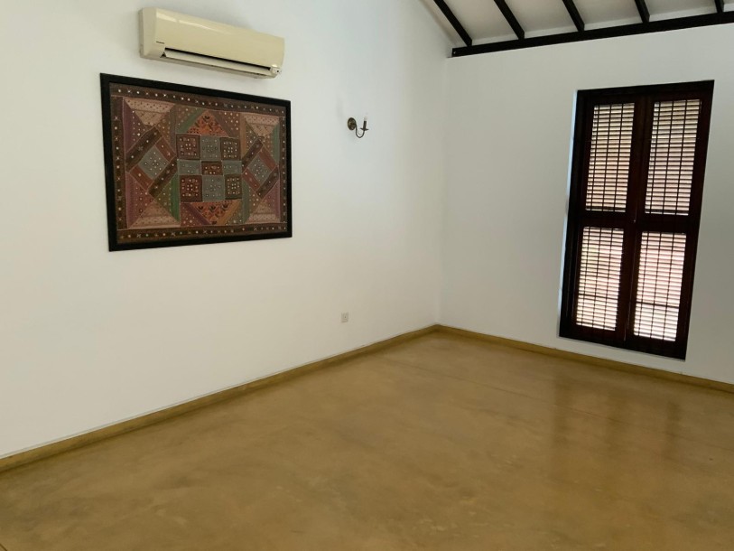 Modern architectural house for rent in Nawala-5