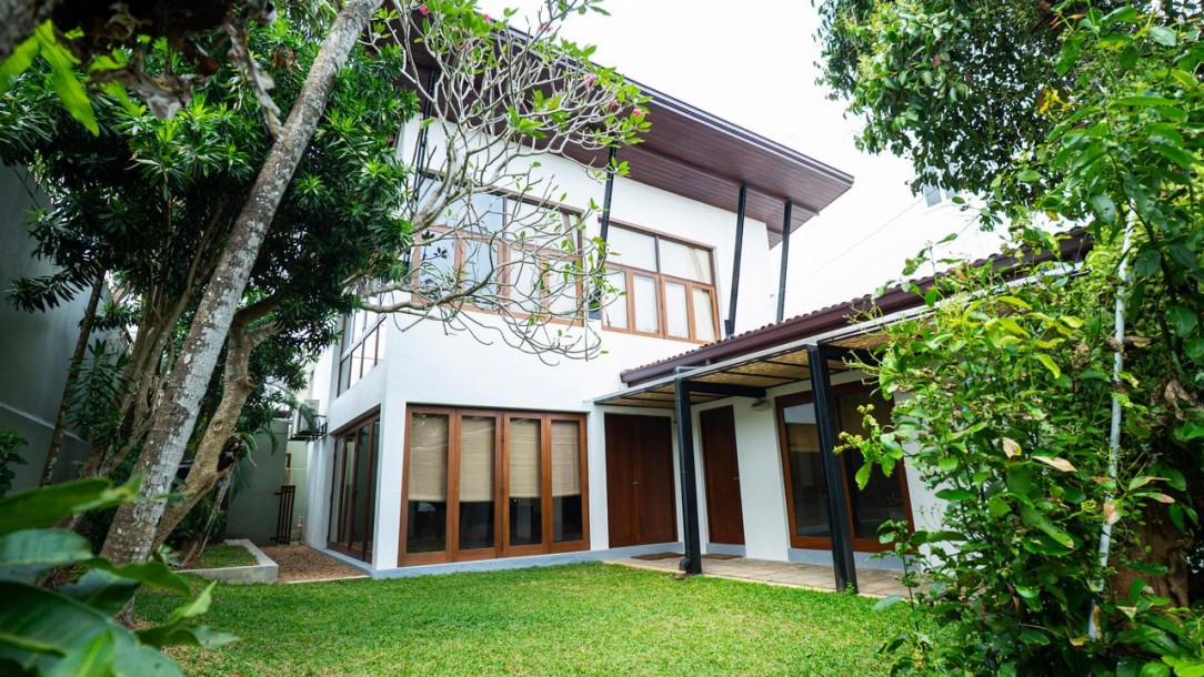 3 Bedroom House for Rent in Battaramulla-1