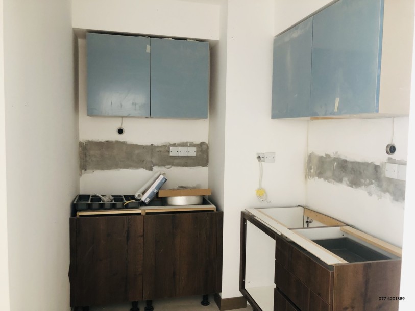 Marina Square Unfurnished Apartment for Sale in Colombo 15-6