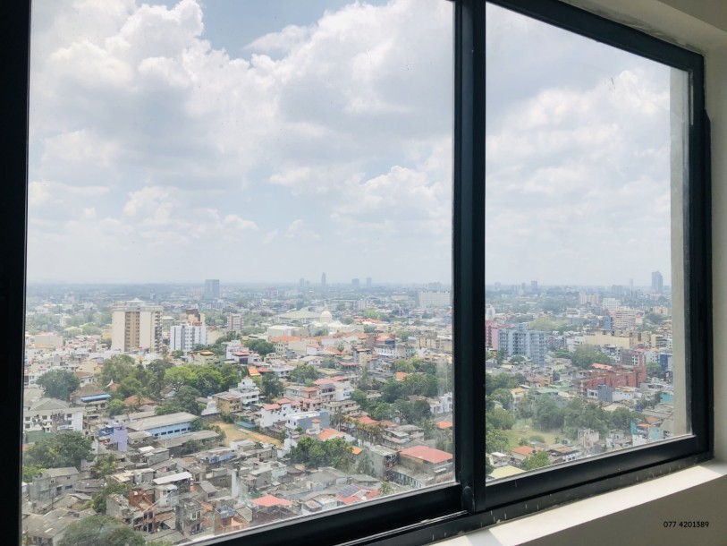 Marina Square Unfurnished Apartment for Sale in Colombo 15-4