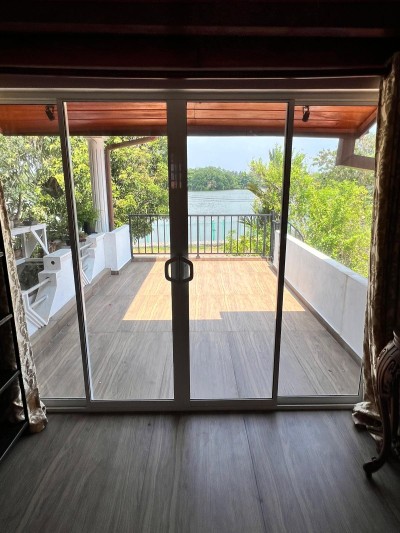 Lake front  Villa for Sale in Moratuwa-10