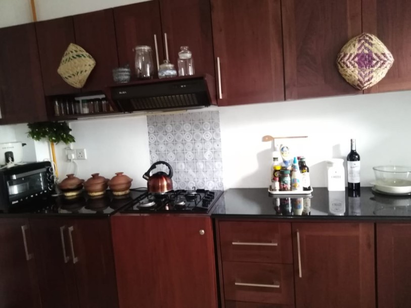 Cozy 2 Bedroom Apartment for Sale at Orchid Apartments 1 | LKR 29 Million-4