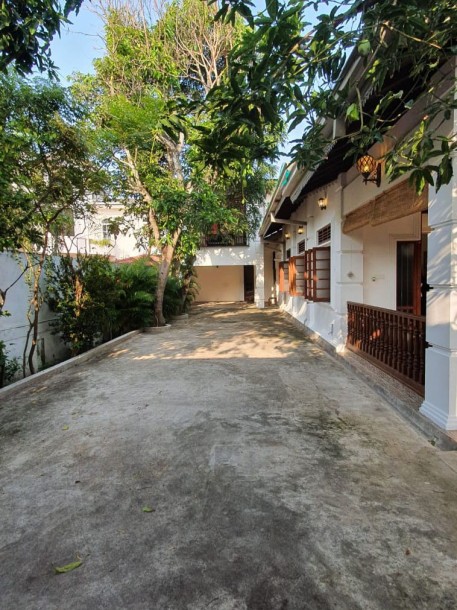 Dual Property Investment Opportunity – Bungalow + House in Mount Lavinia | Investment : LKR 125 Million (Negotiable)-1
