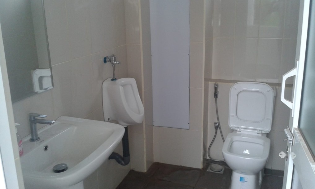 Commercial Building for Rent in Nawala Junction-8