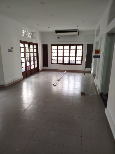 Commercial Building for Lease in Colombo 07-4