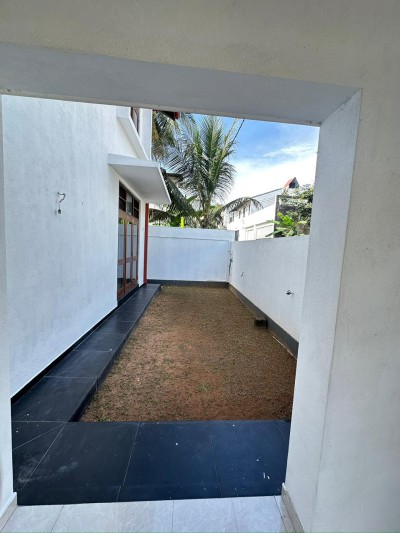 Brand New 2 Story Modern House with an Annex for Sale in Boralesgamuwa | Price: LKR 125 Million-9