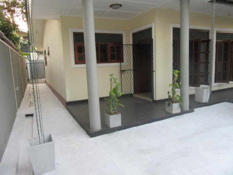 4BR House for Sale in Malabe | LKR 30 Million-1