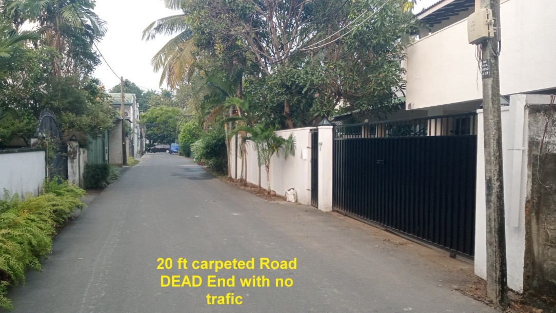 5BR House for Sale in Boralesgamuwa | LKR 62 Million-19
