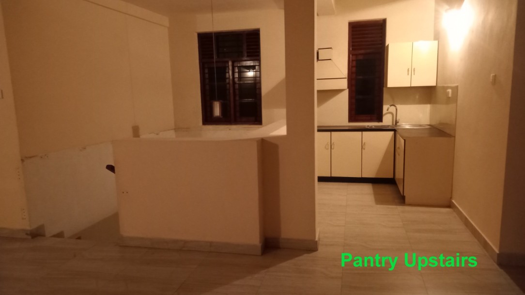 5BR House for Sale in Boralesgamuwa | LKR 62 Million-6