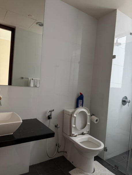 2BR Apartment for Sale in Colombo 3 | Price: LKR 90 Million-10