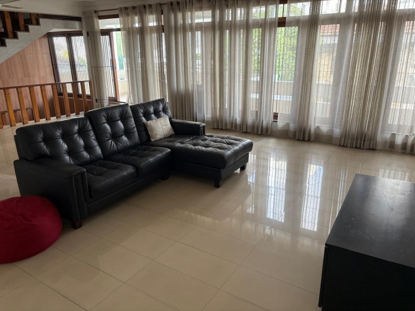 6BR House for Sale in Colombo 5 | Price: LKR 280 Million-1