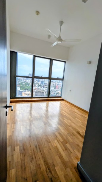 2BR Apartment for Sale in Luna Tower, Union Place, Colombo 02 | Price: LKR 90,000,000 (Negotiable)-3