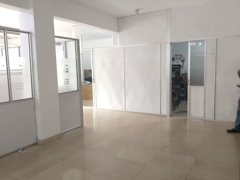 Commercial Office Building for Rent in Colombo 08 | Rent: LKR 250 per sqft/month (Excluding Taxes)-4