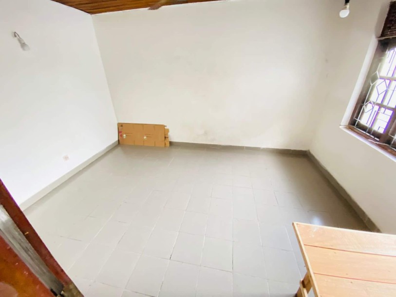 5BR House for Sale in Pitakotte | LKR 35 Million-5
