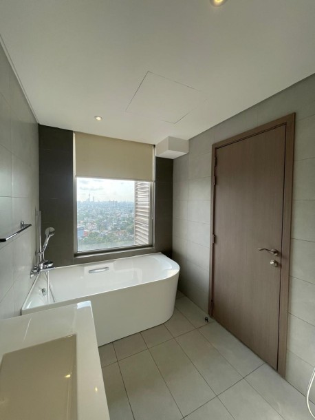 3BR Apartment for Sale Capital Heights, Rajagiriya | Investment LKR 118 Million-6