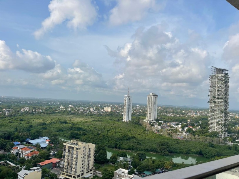 3BR Apartment for Sale Capital Heights, Rajagiriya | Investment LKR 118 Million-5