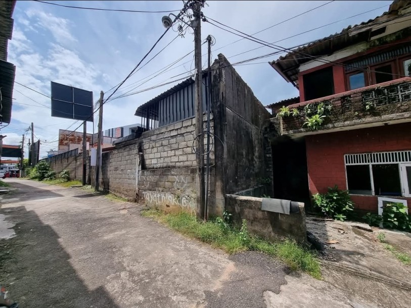 Land for Sale in Mount Lavinia | Investment LKR 55.55 Million (LA4637)-5