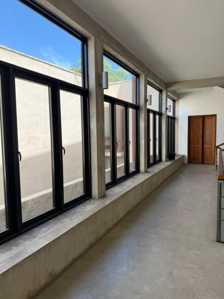 5BR House for Sale in Colombo 05 | Investment LKR 255 Million-10