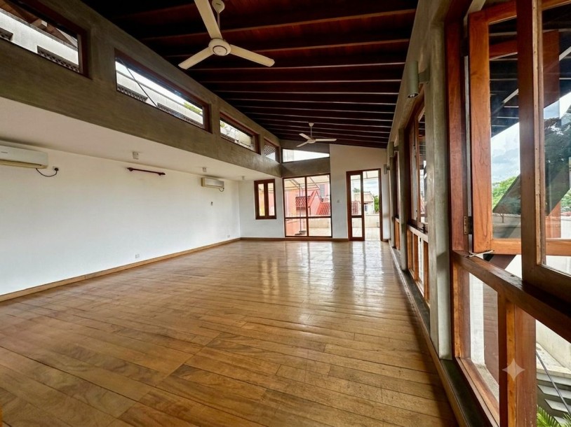 5BR House for Sale in Colombo 05 | Investment LKR 255 Million-3