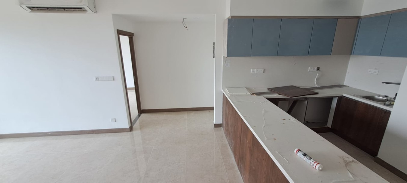 1BR Apartment for Sale at Marina Square, Colombo 15 | Investment LKR 59 Million (Negotiable) (AP4685)-5