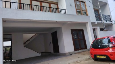 Brand New 7BR House for Sale in Boralesgamuwa | Price LKR 80 Mn (HS4679)-2