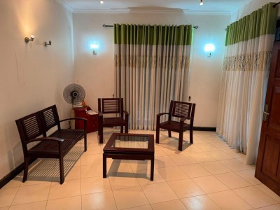 5BR House for Sale in Boralesgamuwa | LKR 54 Million (HS4712)-10