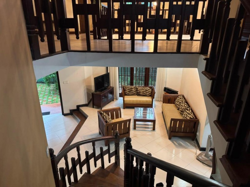 5BR House for Sale in Boralesgamuwa | LKR 54 Million (HS4712)-1