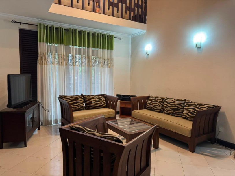5BR House for Sale in Boralesgamuwa | LKR 54 Million (HS4712)-3