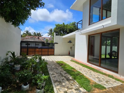 3BR House for Sale in Rawathawatta, Moratuwa | LKR 90 Million (HS4744)-2