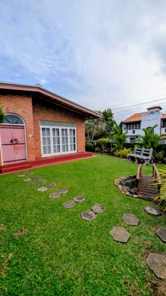 Single-Story House for Sale in Nugegoda | Investment LKR 98 Million (Negotiable) (HS4756)-4