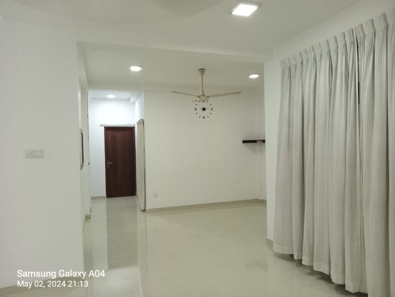 10 Perch 2-Storey House for Sale on Kahanthota Road, Malabe | LKR 36 Million (HS4799)-6