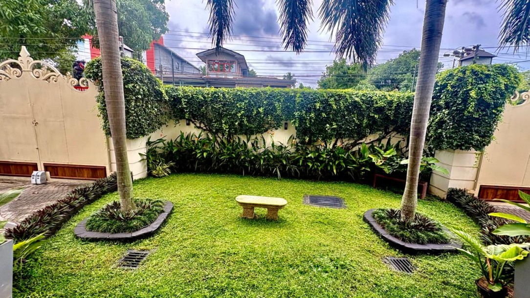 Luxury 3-Storey House for Sale in Makola | LKR 400 Million (HS4806)-12