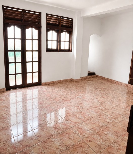 5BR Two-Storey House for Sale in Arawala, Maharagama | LKR 54 Million (HS4889)-6