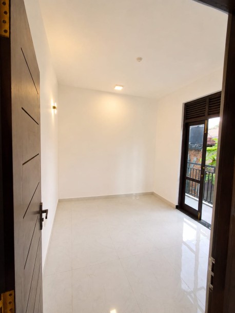 Brand-New Modern 5 Bedroom House for Sale in Homagama | LKR 45 Million (HS4940)-8