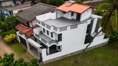 Brand-New Modern 5 Bedroom House for Sale in Homagama | LKR 45 Million (HS4940)