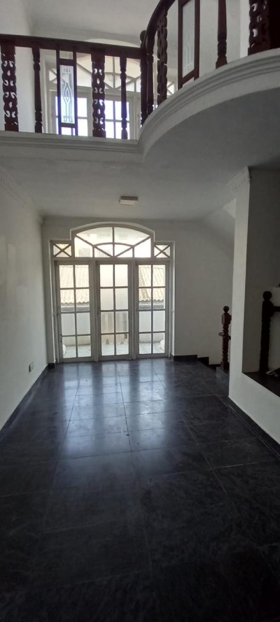 8 Bedroom House for Rent in Colombo 04 | LKR 750,000 Per Month (HS4924)