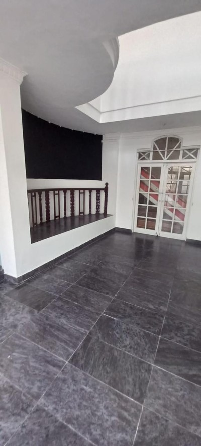 8 Bedroom House for Rent in Colombo 04 | LKR 750,000 Per Month (HS4924)-6
