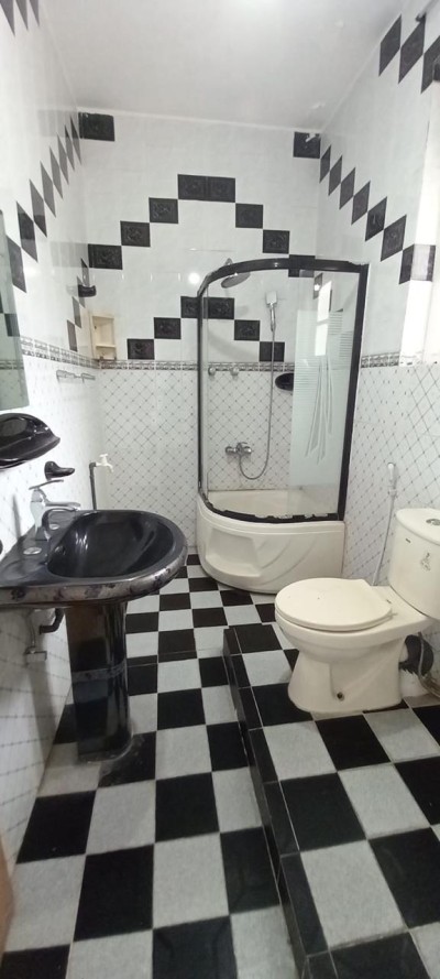 8 Bedroom House for Rent in Colombo 04 | LKR 750,000 Per Month (HS4924)-11