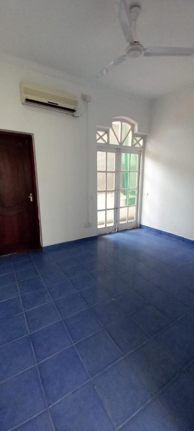 8 Bedroom House for Rent in Colombo 04 | LKR 750,000 Per Month (HS4924)-4